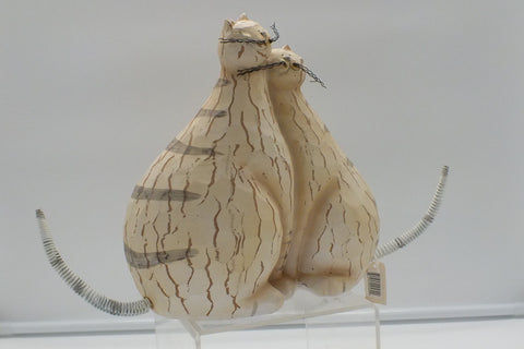 2 Cat Statue
